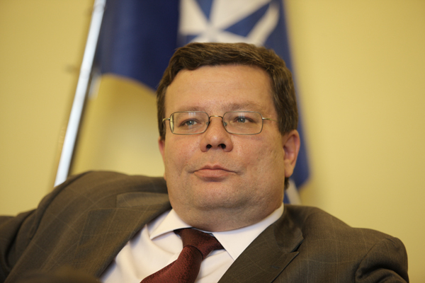 Ministr obrany Alexandr Vondra.