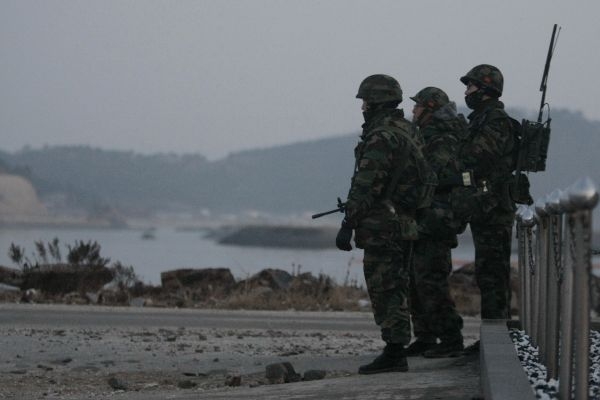 Vojenské manévry Jižní Koreje podporují Američané.