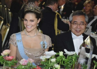 Korunní princezna Victoria si na rozdávání Nobelových cen nepřihnula.