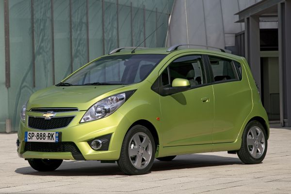 Chevrolet Spark je jedním z malých vozů, které imponují ženám.