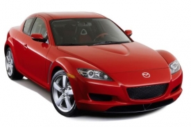 Vůz, kvůli kterému se měnil scénář. Mazda RX-8. 