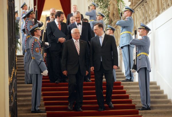 I v roce 2010 se v médiích objevilo několik "památných" výroků českých politiků.