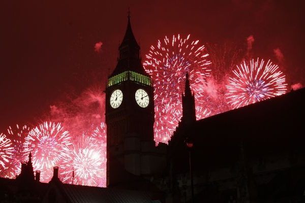 Britové vítali Nový rok o hodinu později než Češi.