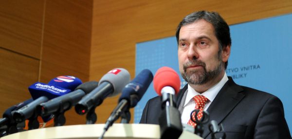 Ministr vnitra Radek John požaduje urychlené přijetí svého protikorupčního balíčku.