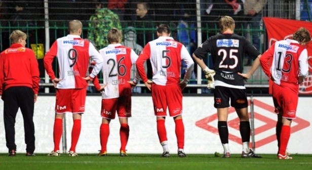 Slavia začala přípravu před bojem o ligovou záchranu.