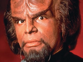 Poručík Worf - Klingon ze Star Treku.
