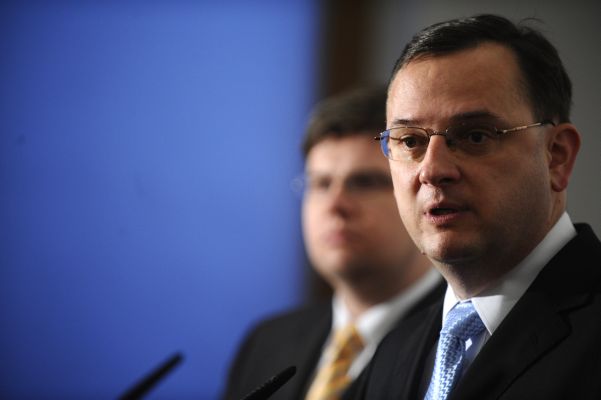 Premiér Petr Nečas.