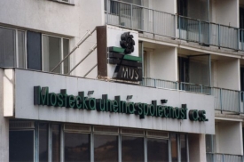 Švýcarské úřady zkoumají toky peněz v privatizaci Mostecké uhelné (ilustrační foto).