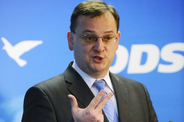 Premiér vypočítává varianty důchodové reformy. Premiér vypočítává varianty důchodové reformy.