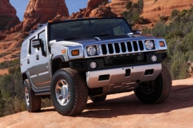 Hummer H2 si Beckham pořídil po přestupu do USA.