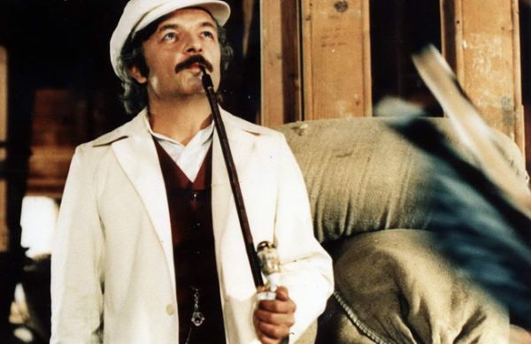 Ladislav Smoljak byl filmový režisér i herec. Víte, který film, v němž hraje, nenatočil? 