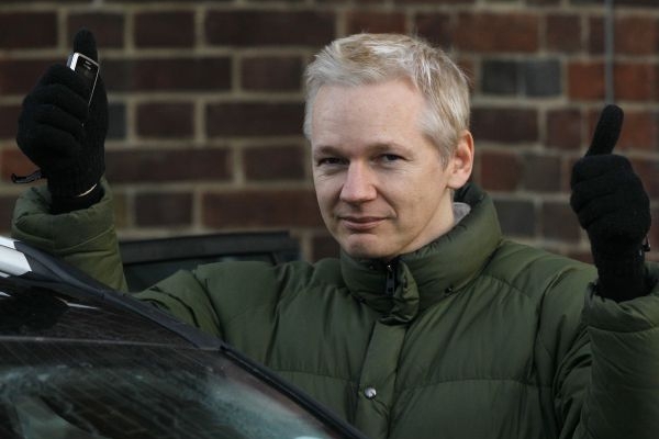 Julian Assange oznámil, že americké úřady chtěly získat jeho osobní údaje a údaje o jeho spolupracovnících.