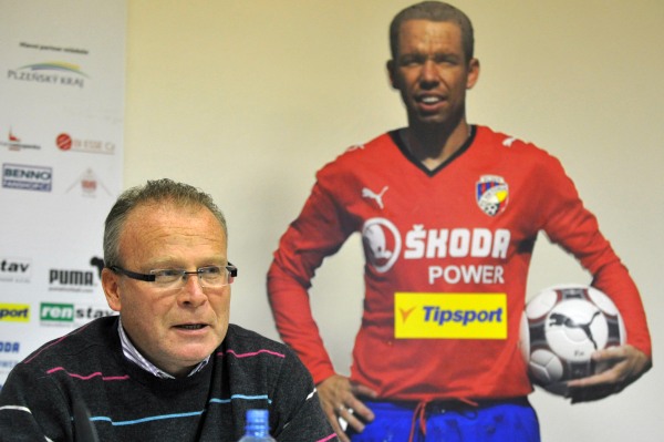 Sportovní ředitel Viktorie Plzeň František Mysliveček. Sportovní ředitel Viktorie Plzeň František Mysliveček.