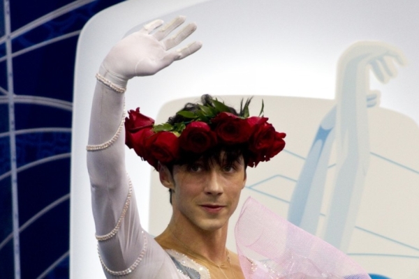 Johnny Weir na olympiádě ve Vancouveru šokoval - jak jinak.