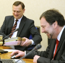 Bárta a Věci veřejné chtějí uklidnit napětí mezi nimi a ODS.