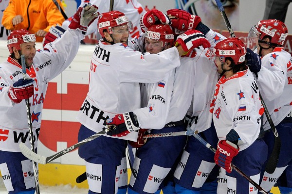 V týmech ruské KHL se začíná prosazovat stále více Čechů.