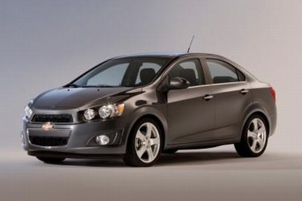 Chevrolet Sonic/Aveo v karosářské verzi čtyřdveřový sedan.