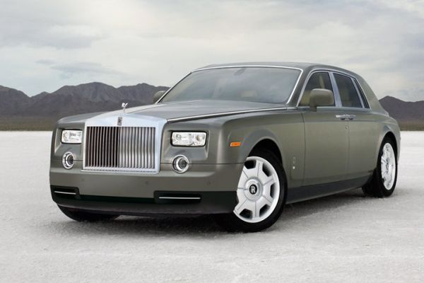 Rolls-Royce Phantom.