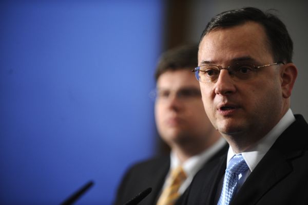 Premiér Petr Nečas.