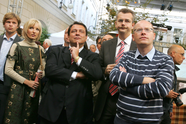 Bohuslav Sobotka (vpravo) je nejoblíbenějším politikem.