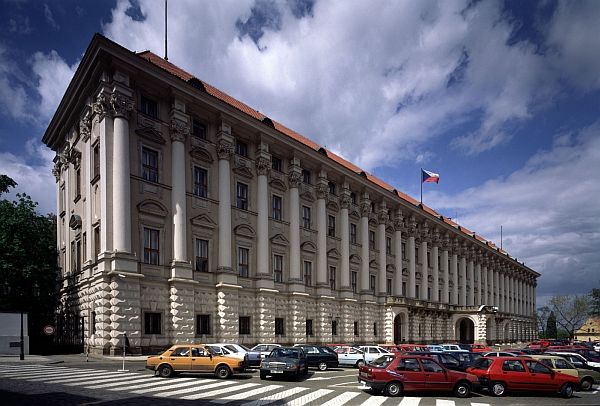 Černínský palác se letos bude opravovat. Za kolik přesně se ještě neví.