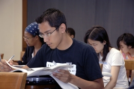Obama klade důraz na vzdělání a chce studentům dopřát daňové úlevy.