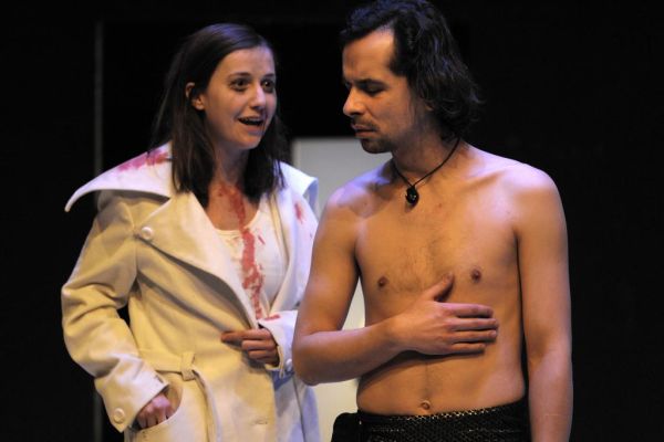 Tereza Dočkalová a Michal Čapka jako milenci-sourozenci v Dávnících.