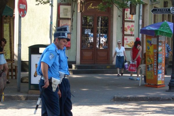 V Oděse se ukrajinština nenosí ani mezi policisty (ilustrační foto).