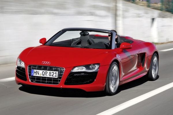 Mezi kabriolety dostal nejvíce hlasů vůz Audi R8 Spyder.