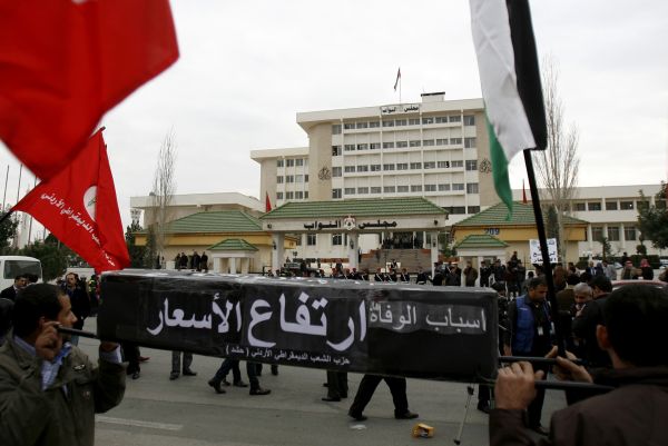 Jordánci protestovali podobně jako Tunisané či Egypťané.