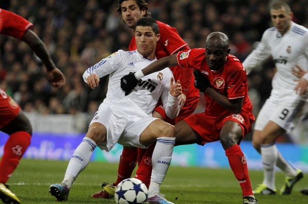 Cristiano Ronaldo v pohárovém utkání Realu proti Seville.
