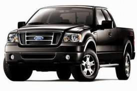Ford F-150, vůz, který svolává výrobce do servisů k opravě.