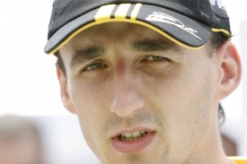 Polský pilot formule 1 Robert Kubica měl při rallye v Itálii s vozem Škoda Fabia S2000 vážnou havárii.