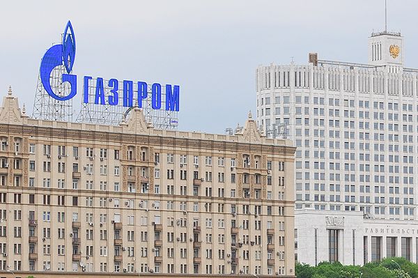 Gazprom rozděluje a panuje.