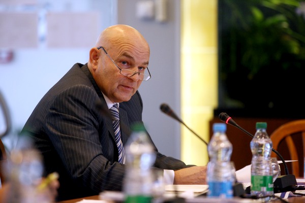 Rada ČT trestá Jiřího Janečka za nedostatky v komunikaci.