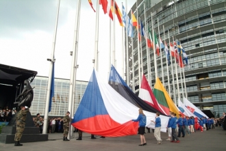 K parlamentním pendlerům přibyli při zatím posledním velkém rozšíření EU i Češi.