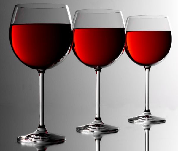 Do Prahy dorazila vzácná vína z Bordeaux. Do Prahy dorazila vzácná vína z Bordeaux.