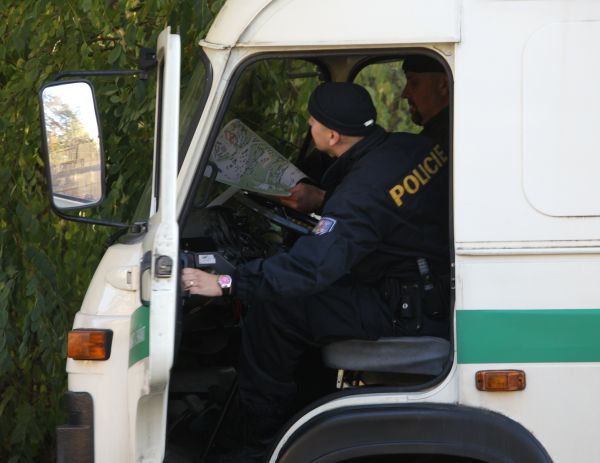 Policisté zadrželi svého kolegu (ilustrační foto).