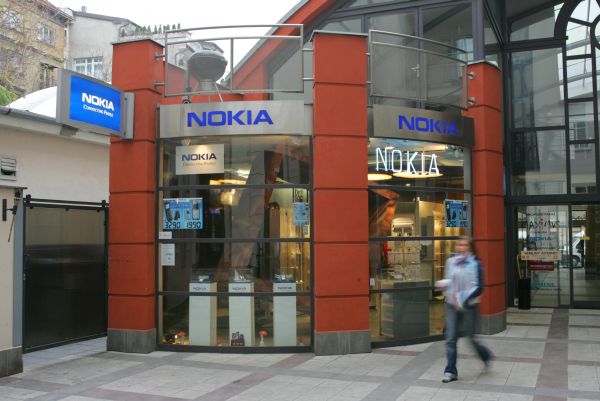 Největší světový výrobce mobilních telefonů Nokia.