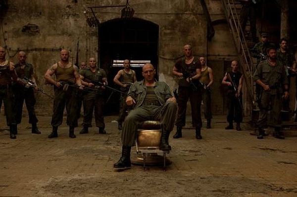 Ralph Fiennes ve filmu Coriolanus.