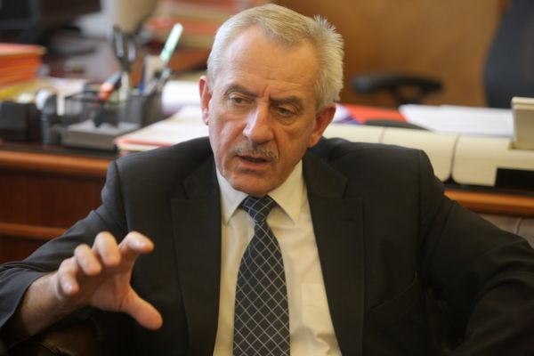 Ministr zdravotnictví Leoš Heger se dohodl s lékařskými odbory a komorou.