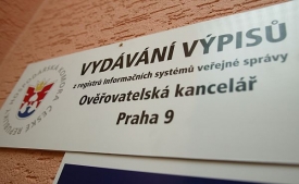 Dnes jsou kontaktní místa nejen na poště či u notářů, ale také u hospodářské komory.