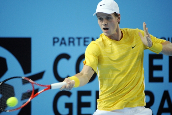 Tomáš Berdych v utkání s Marinem Čiličem.