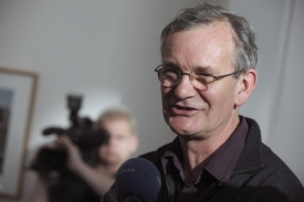 Martin Parr na tiskové konferenci k výstavě Assorted Cocktail.