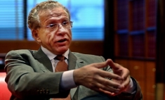 Novým prezidentem Kosova se stal švýcarsko-kosovský stavební podnikatel Behgjet Pacolli.