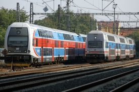 Dodávkami souprav Regionova a CityElefant, které jsou nízkopodlažní, narostl počet bezbariérových spojů hlavně na regionálních tratích.