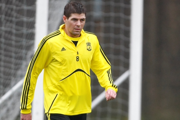 Steven Gerrard na čtvrtečním tréninku Liverpoolu.
