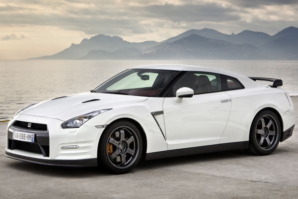 Supersportovní vůz Nissan GT-R Egoist.