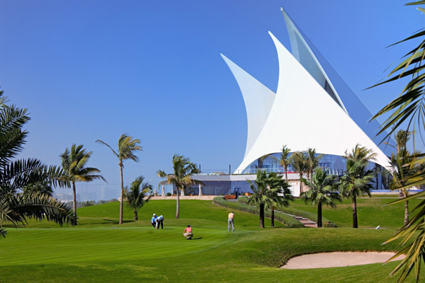 Žaluda odjel s přáteli do Dubaje na golf (ilustrační foto).