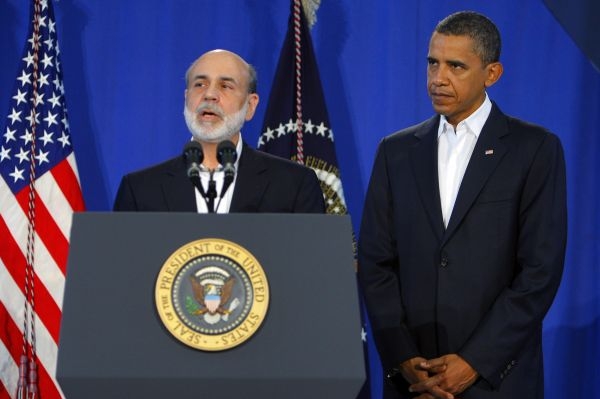 Ben Bernanke, šéf americké centrální banky, s prezidentem Obamou, se moc radovat nemohou.